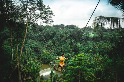 A hammock swings of woman
